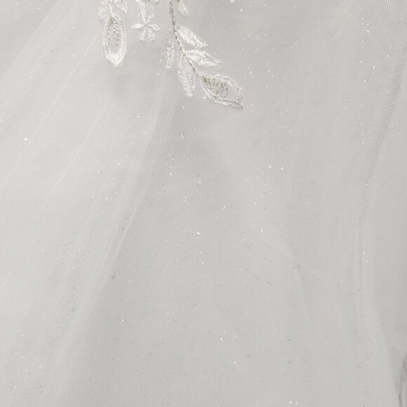 Regina Bianca RB1512 Size 8 White Lace/Tulle Ballgown Bridal/Wedding Dress - Picture 10 of 10